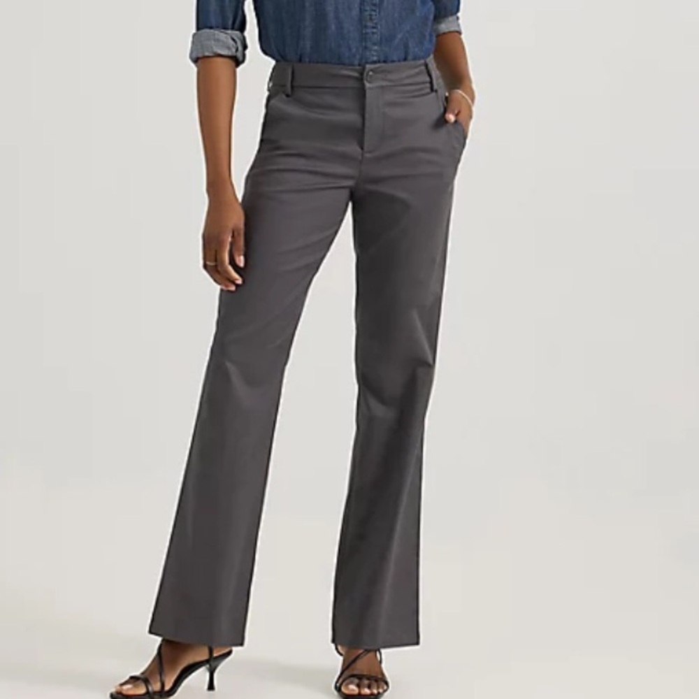LEE Static Gray Bootcut Mid Rise Wrinkle Free 10S NWT